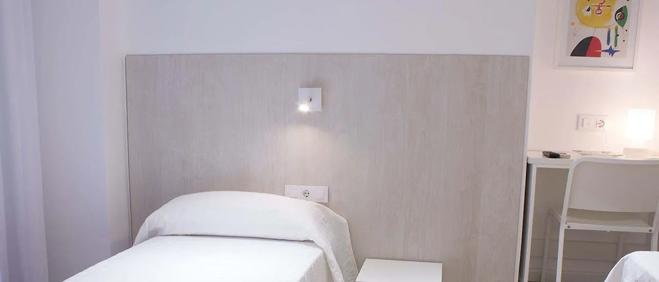 Hostal Nova Barcelona Guest house