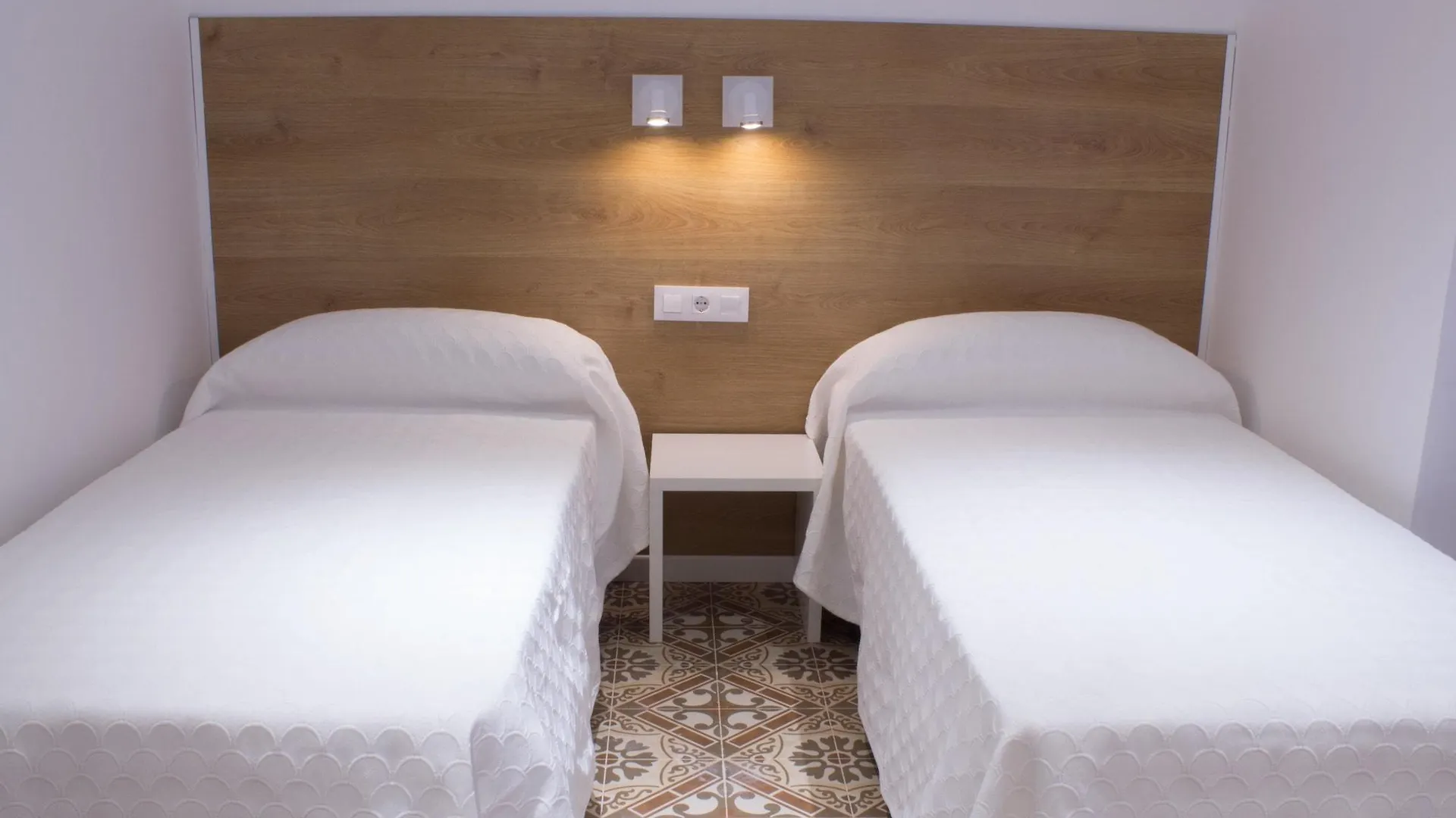 Hostal Nova Barcelona 2*,
