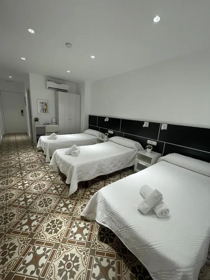 Hostal Nova Barcelona Guest house