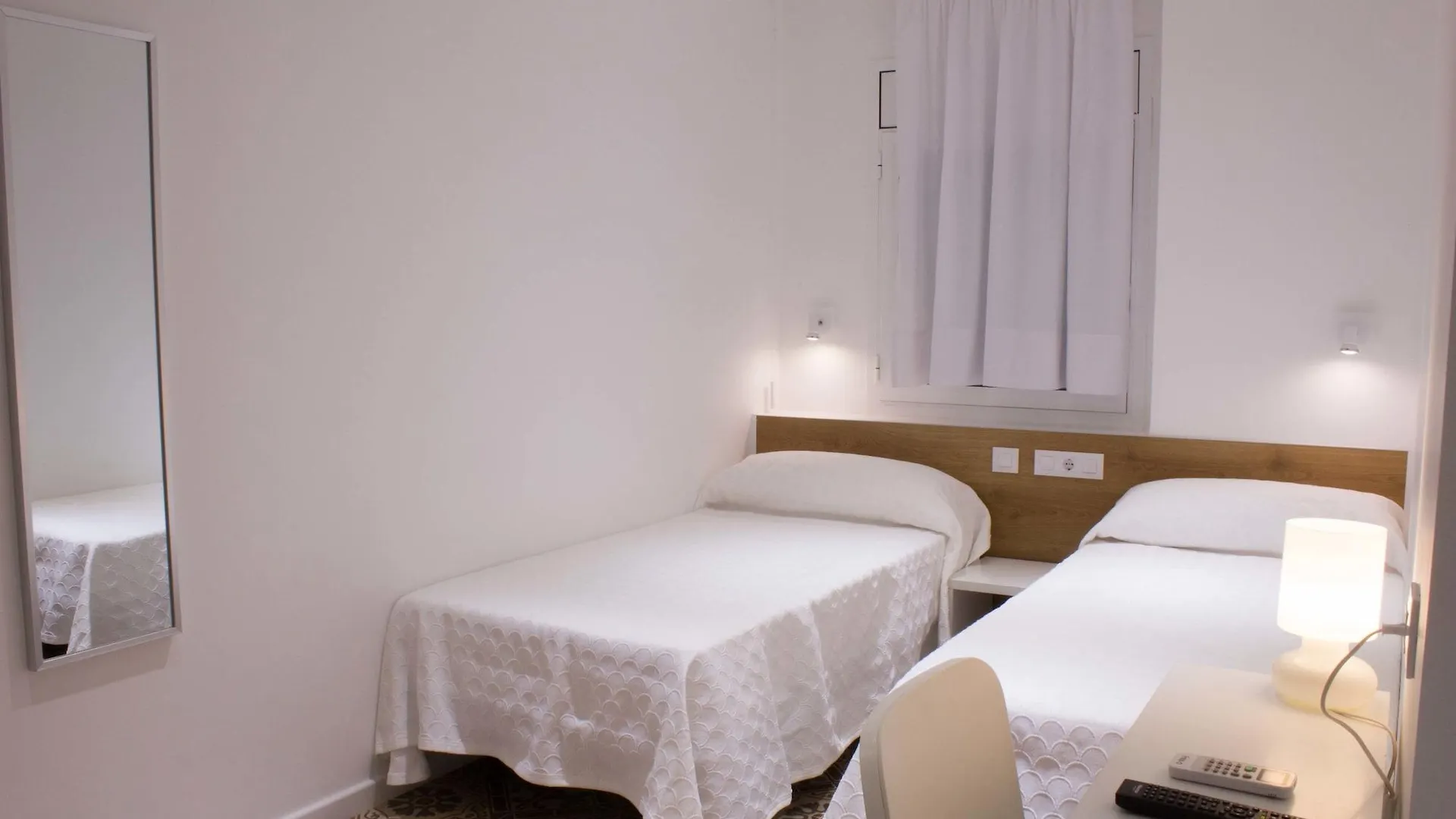 ** Casa de hóspedes Hostal Nova Barcelona Espanha